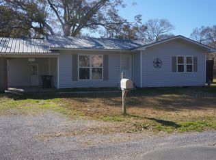 2820 Pine St, Abbeville, LA 70510
