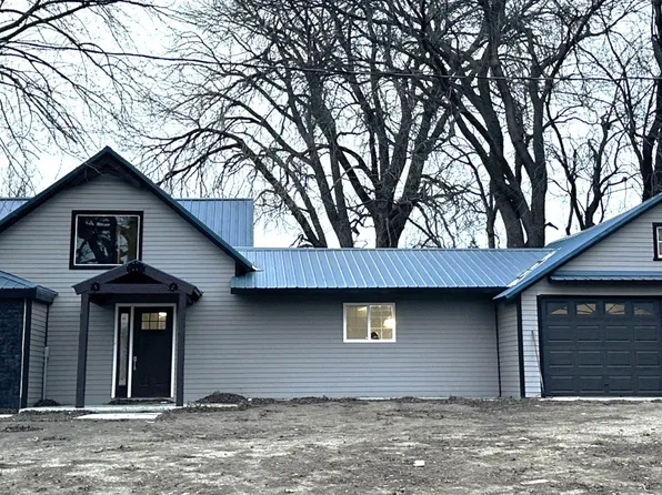 2821 440th St, Maurice, IA 51036