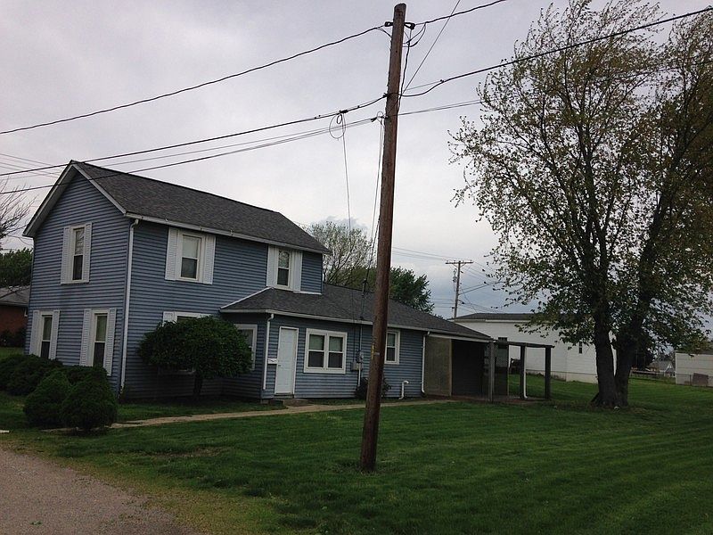 2nd image of 5030 W 2nd St