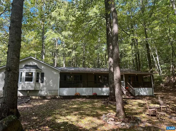 3308 Beech Grove Rd, Roseland, VA 22967