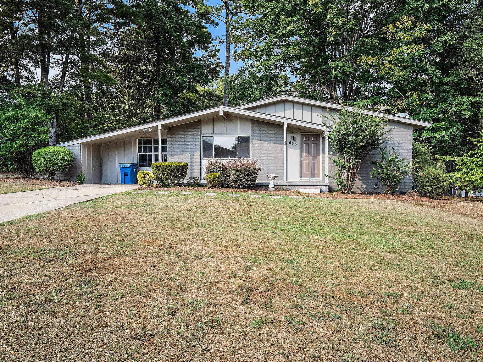545 Edgecrest Circle - 1 — Photo 1