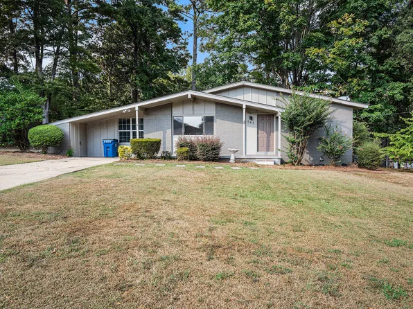 545 Edgecrest Dr, Birmingham, AL 35209