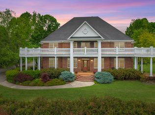 138 Simmons Rdg, Johnson City, TN 37604