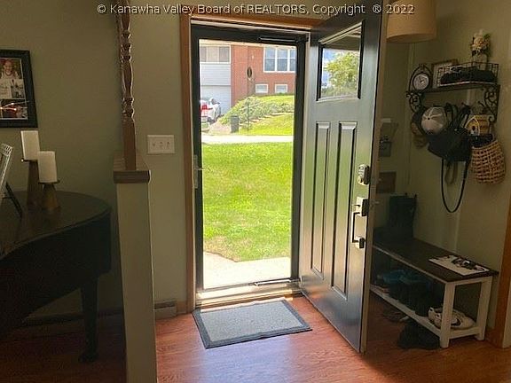 3rd image of 2250 Forest Cir