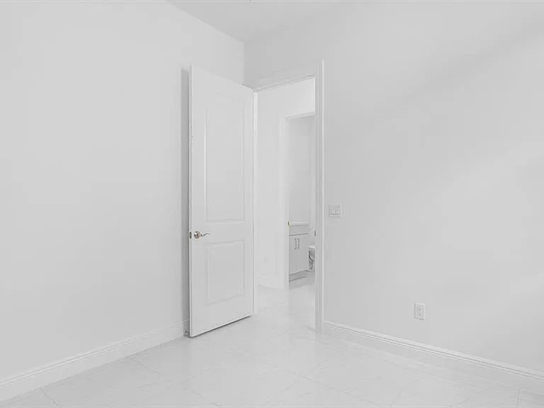 5078 Lido Key Ln — Photo 22