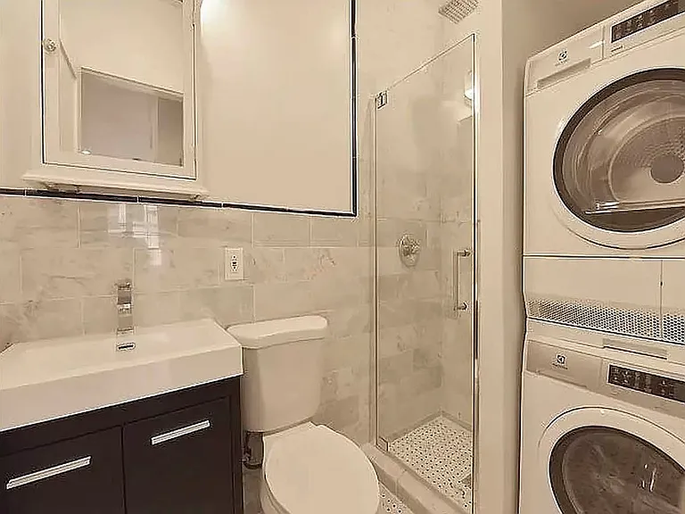 239 E 81st St #2D — Photo 6