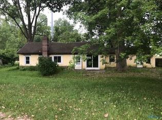 11353 Garden Rd, Swanton, OH 43558