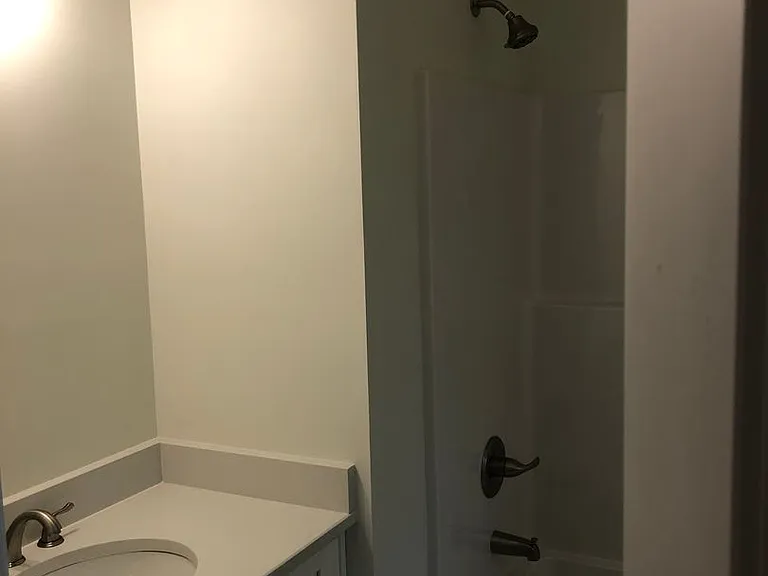 38 & 40 Kaitlyn Ct — Photo 7