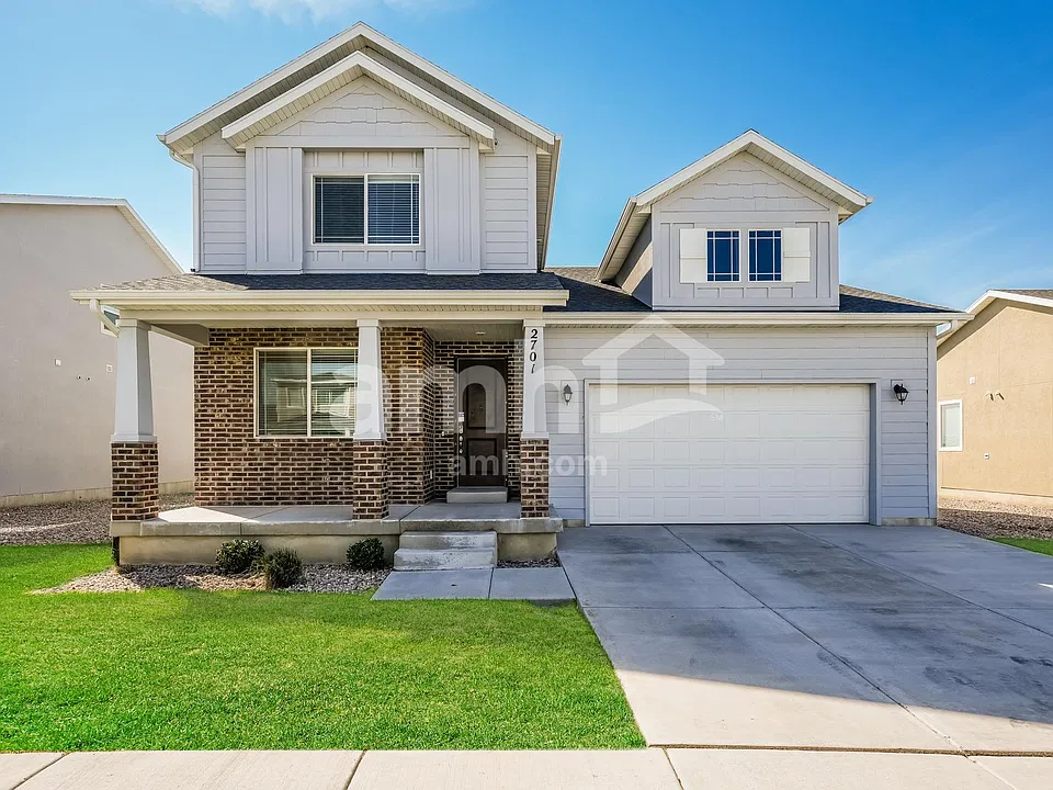 2701 W 3400 S