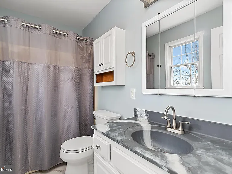 27 Lenox Ct — Photo 24
