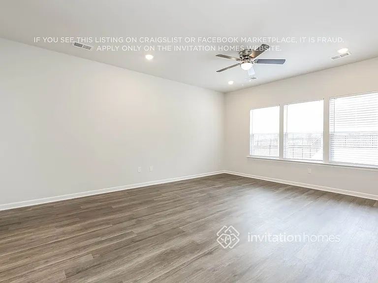 3968 Zepelin Way — Photo 6