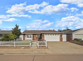 1525 W Vine St, Lodi, CA 95242