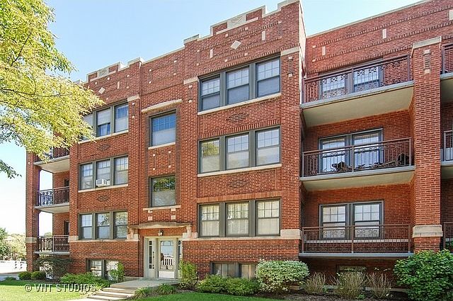 1st image of 922 Wesley Ave APT 1