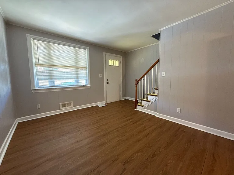 333 N Grantley St — Photo 3