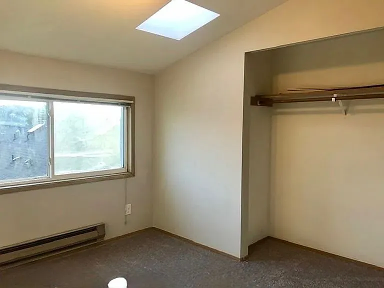 3660 Whitman Ave N #6 — Photo 12