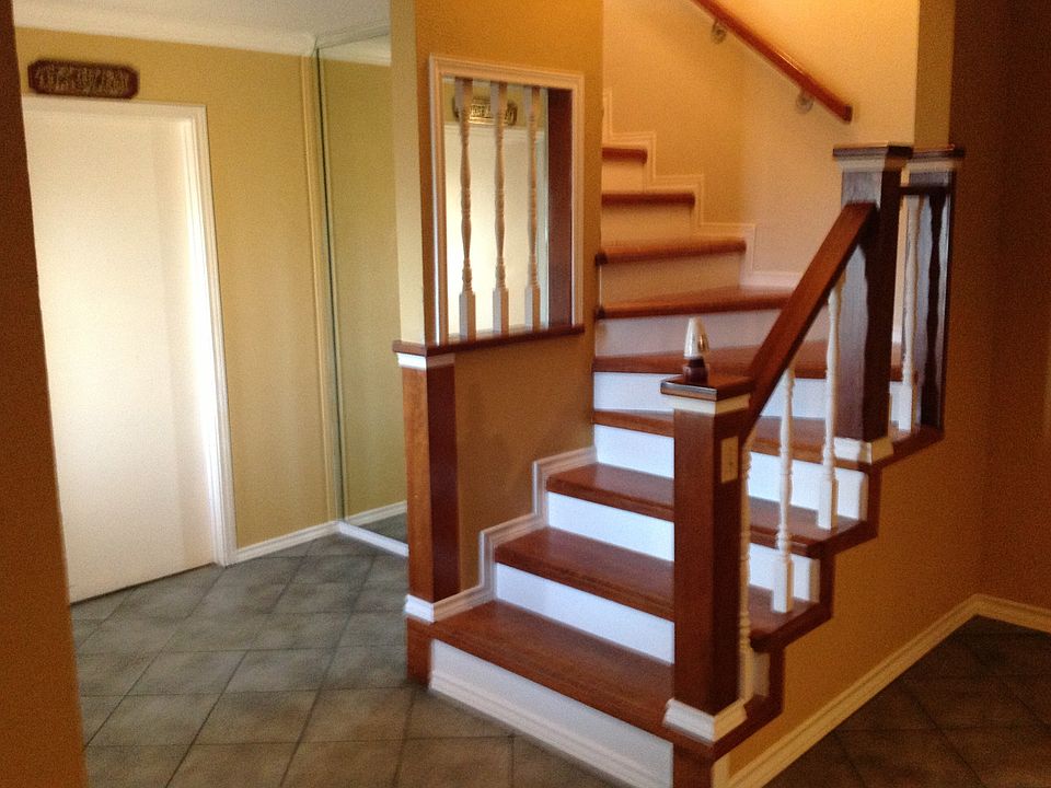 Stairs / Foyer
