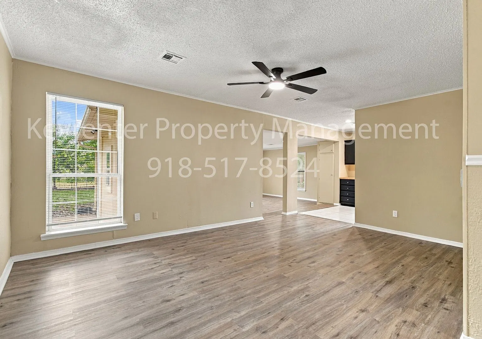 3 Bed 2 Bath Wagoner - Renovated and Move-in Ready! — Photo 3
