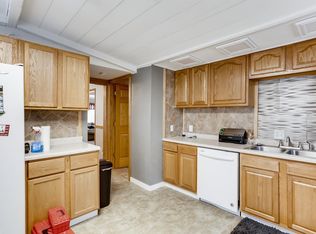 208 Elm Ave SE, Montgomery, MN 56069