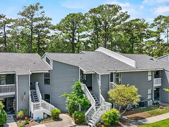 2nd image of 718 Azalea Drive #458