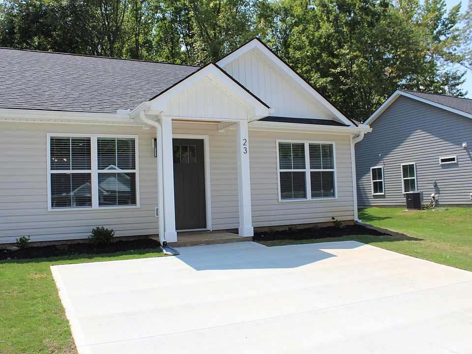 1st image of 23 Lincoln School Cir