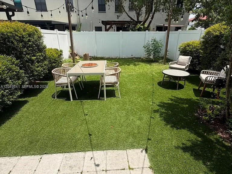 3409 W 104th Ter — Photo 27