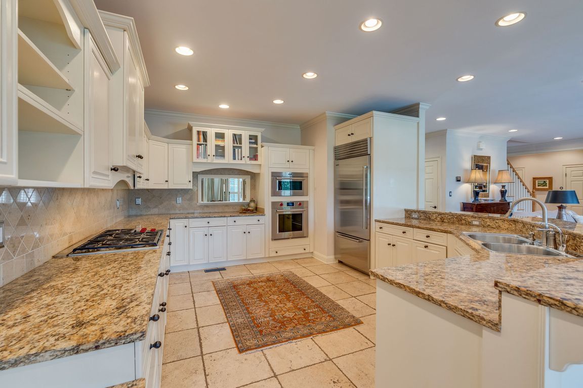 next background image