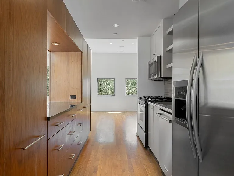4001 Bowser Ave #B — Photo 12