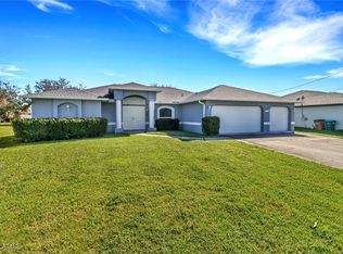 1009 SE 5th Ave, Cape Coral, FL 33990