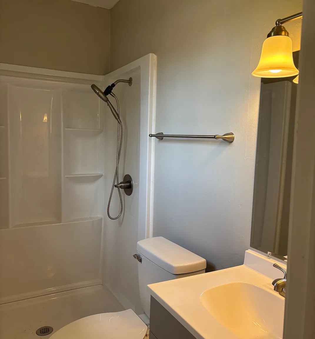 4 bed, 1512 sqft, $1,950 — Photo 4