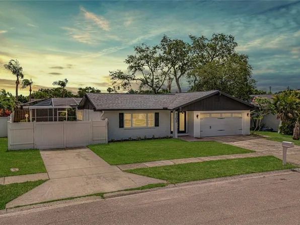 9305 120TH LANE, SEMINOLE, FL 33772