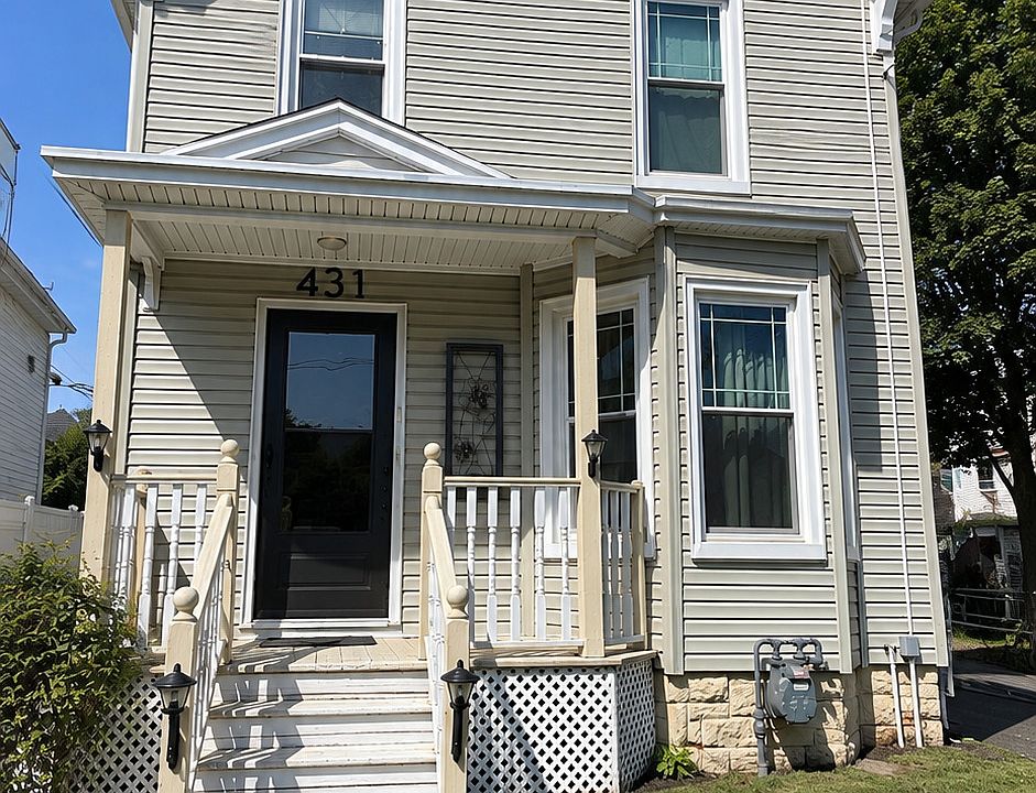 1st image of 431 Jane Street