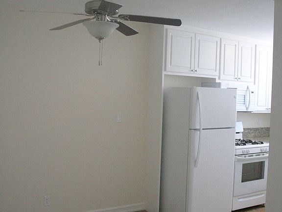 Dining room / Fan