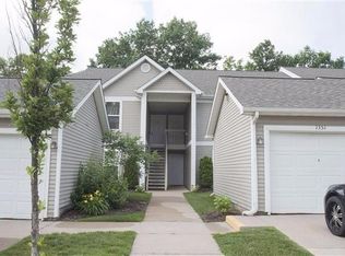 1353 Heatherwood Ln, Ann Arbor, MI