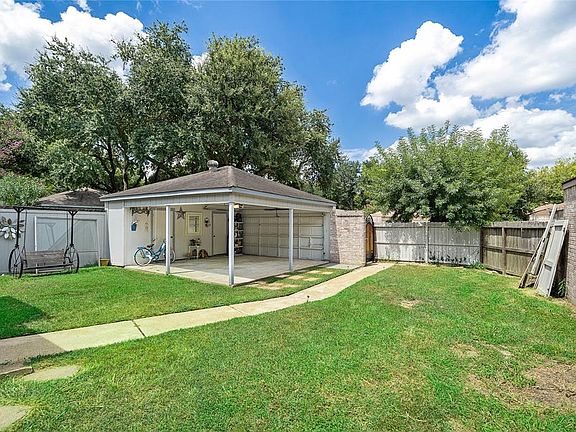 3rd image of 10927 Indian Ledge Dr