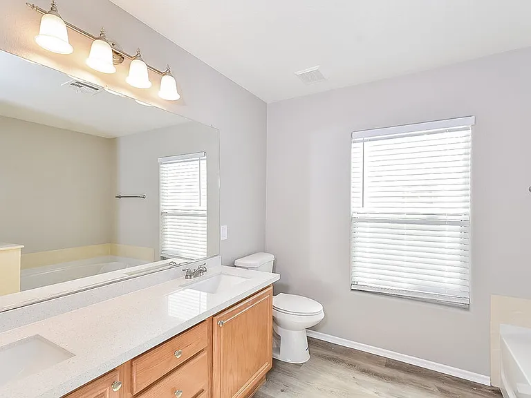 7620 Emerald Ridge Ct — Photo 15
