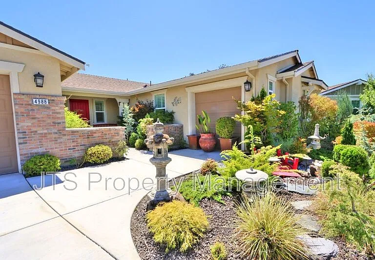 4988 Amina Fair Way — Photo 3