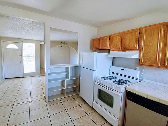 5th image of 1407 Aspen Dr #16