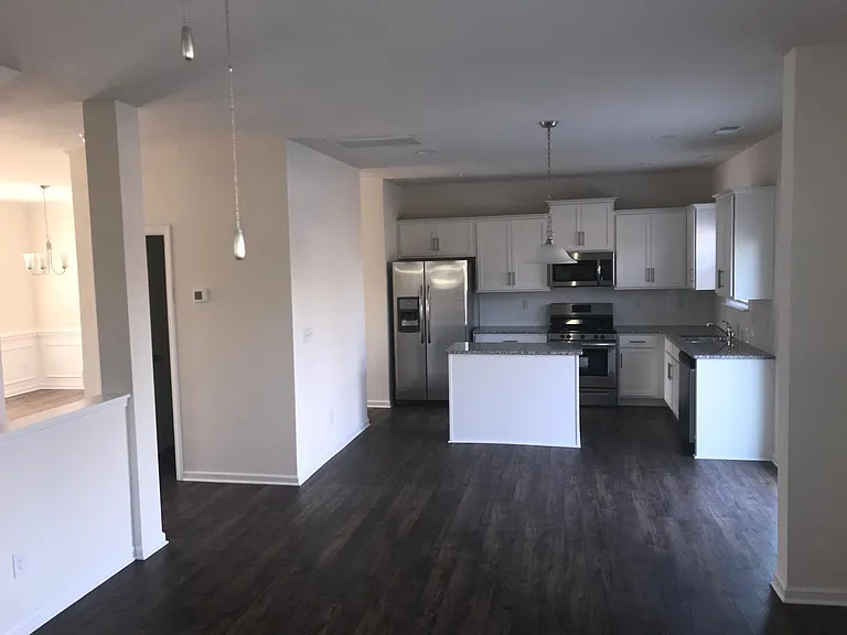 157 King William Dr — Photo 8