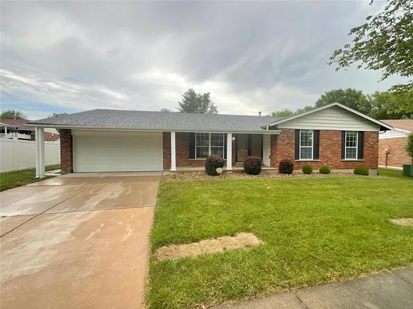 3675 Vago Ln, Florissant, MO 63034