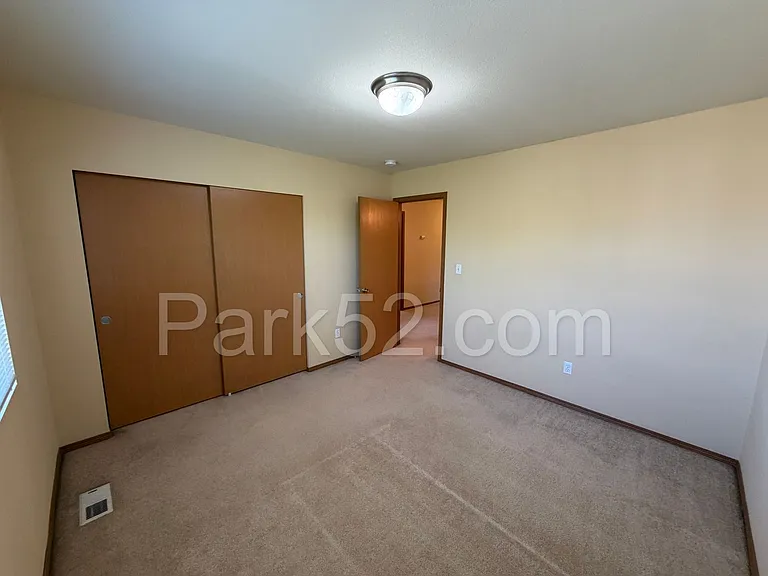 11328 185th St E — Photo 21