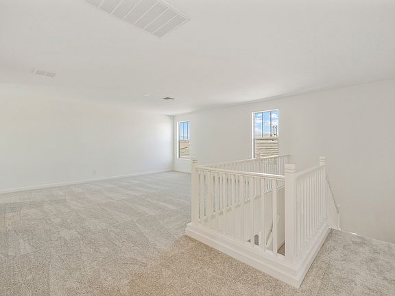 Stonebridge Manor - Emerald Interior Image 4