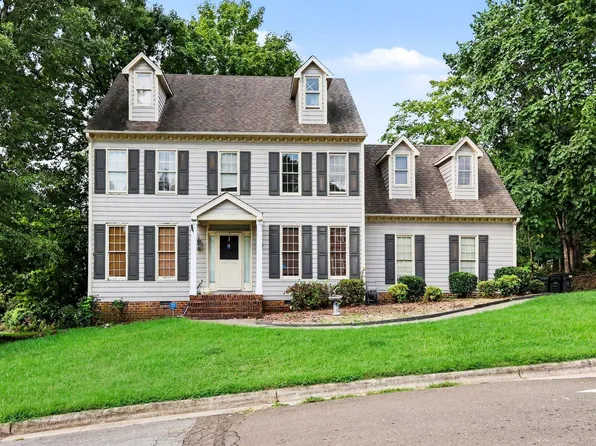 5017 Stardust Dr, Durham, NC 27712