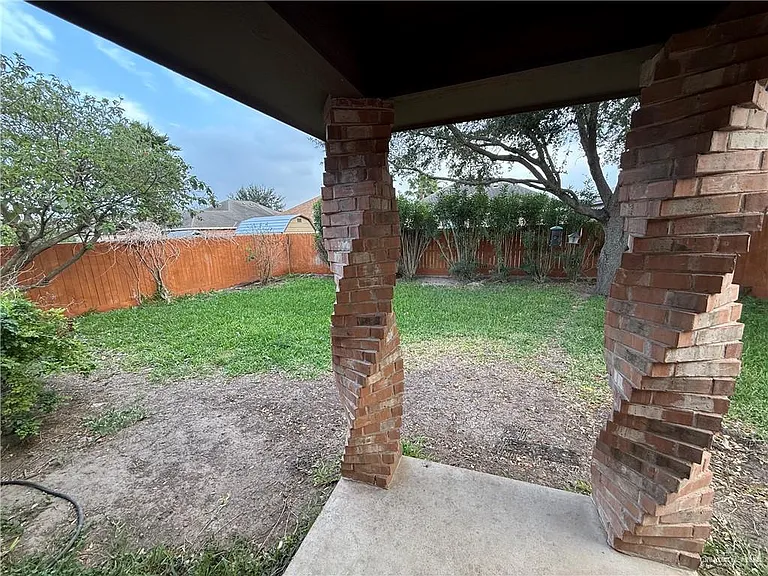 3836 Frontier Dr — Photo 24
