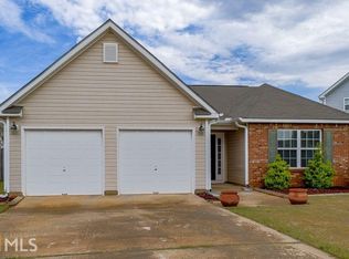 500 Arrie Dr, Byron, GA 31008