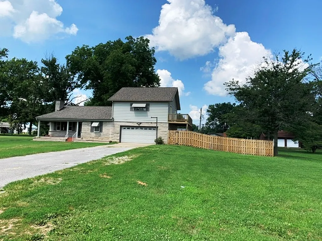 1527 14th St photo 1
