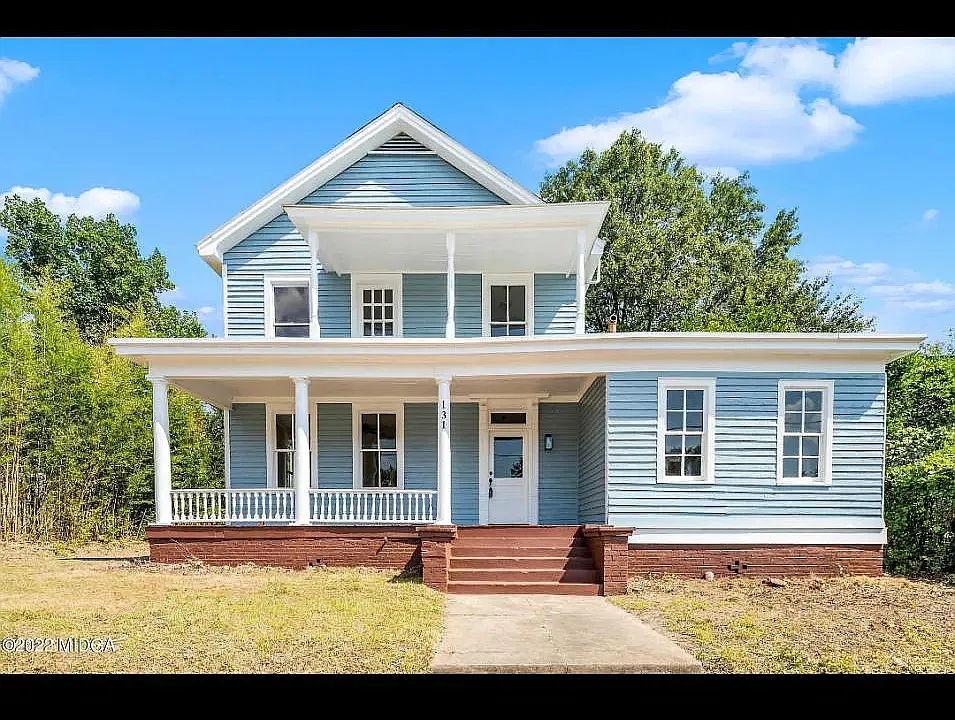 1 bed, 1010 sqft, $950 — Photo 1