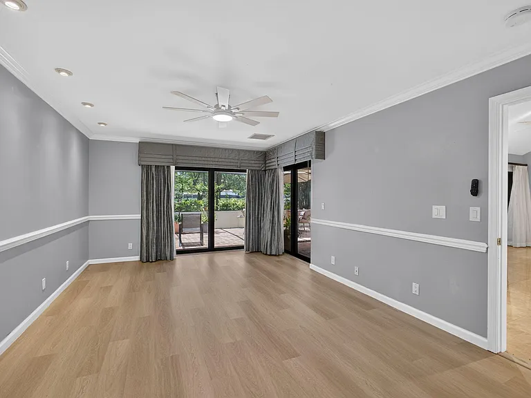 65 Balfour Rd E — Photo 17