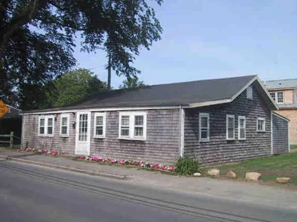 12 Atlantic Ave, Nantucket, MA 02554