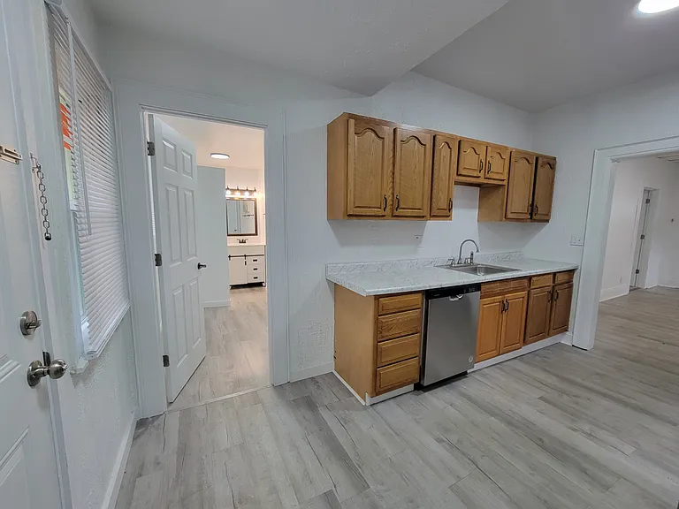920 Hendrix Ave — Photo 13