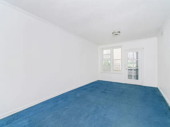 2367 East 28th Street image 10 of 22